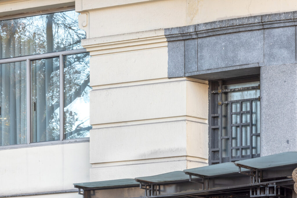Detalle del paramento del piso bajo. Fotografía de detalle del paramento del piso bajo.
