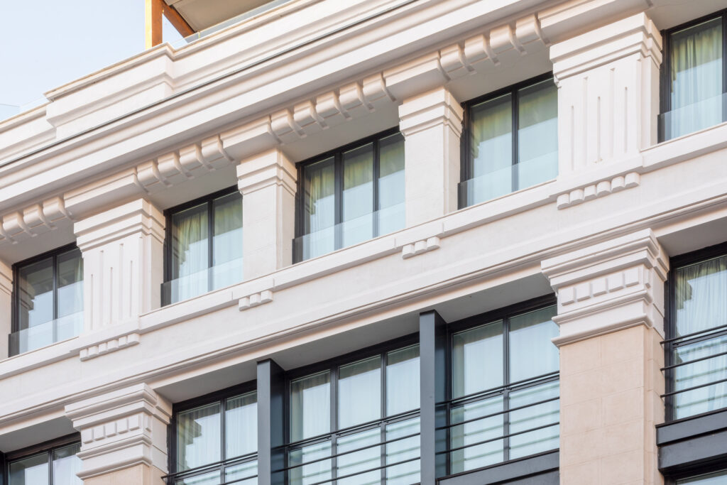 Detalle de la cornisa. Fotografía de detalle de la cornisa.