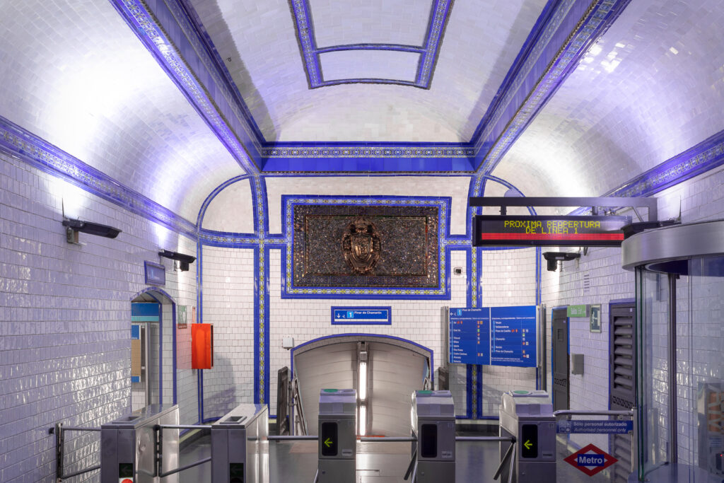 Vestíbulo de Tirso de Molina. Fotografía del vestíbulo de Tirso de Molina.