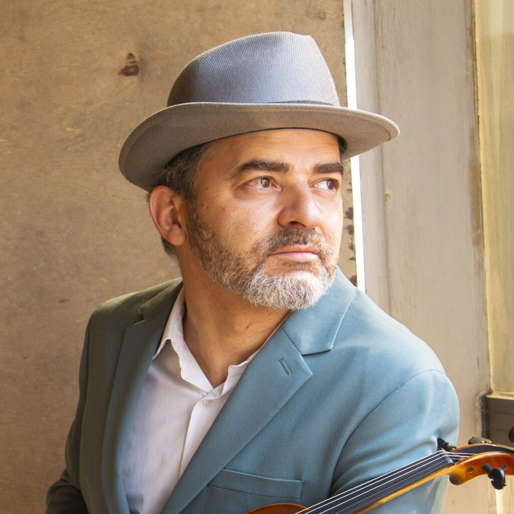 Retrato de Raúl Márquez